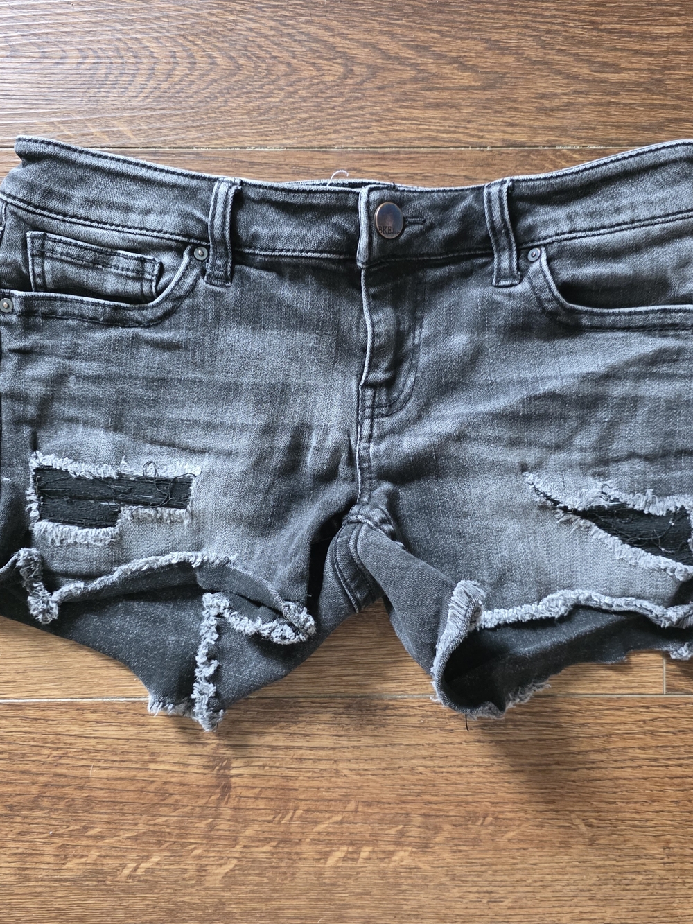 BKE Stella Black Distressed Ripped Denim Shorts Y2K Size 27